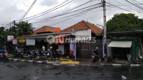 RUMAH JALAN BEKASI TIMUR AREA JATINEGARA JAKARTA TIMUR