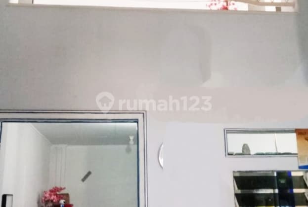 MURAH RUMAH di Modernland ada akses toll & bandara 2 TINGKAT FULL RENOV