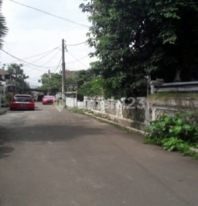 Cinere. blok L - belakang Living Plaza , pojok Lempuyang - Labu Air