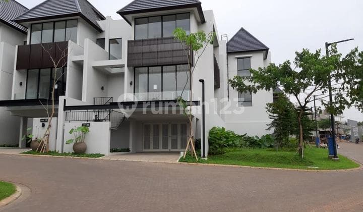 Serenia Hills Lebak Bulus