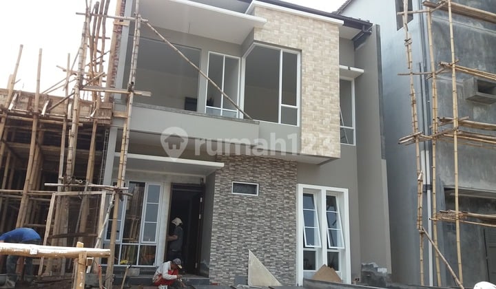 rumah cluster exclusive di komplek singgasana pradana