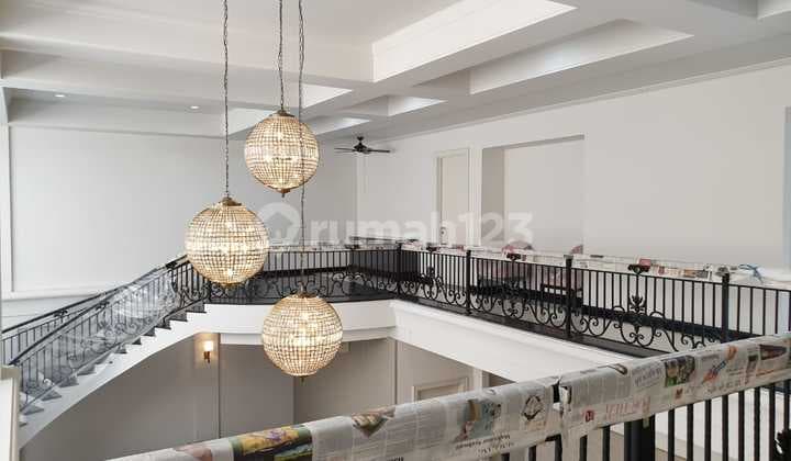 BRANDNEW LUXURIOUS AMERICAN CLASSIC HOUSE MAYANG PERMAI PIK