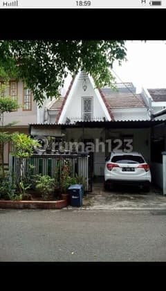 RUMAH CANTIK DAN BERSIH SUDAH FULL RENOVASI BISA NEGO