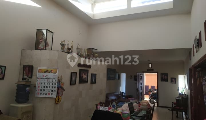 Rumah Lux dekat Manyar Nginden Merr surabaya