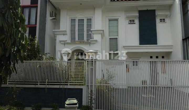 PRICE DROP Beautiful furnished house in Puspita Loka, BSD City