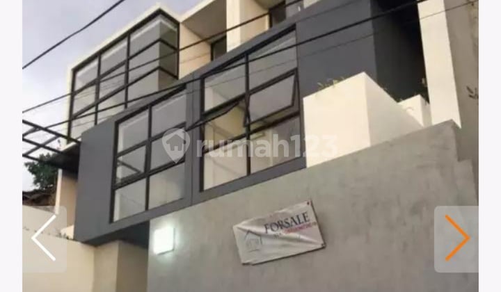 Rumah cantik view pegunungan dipusat kota