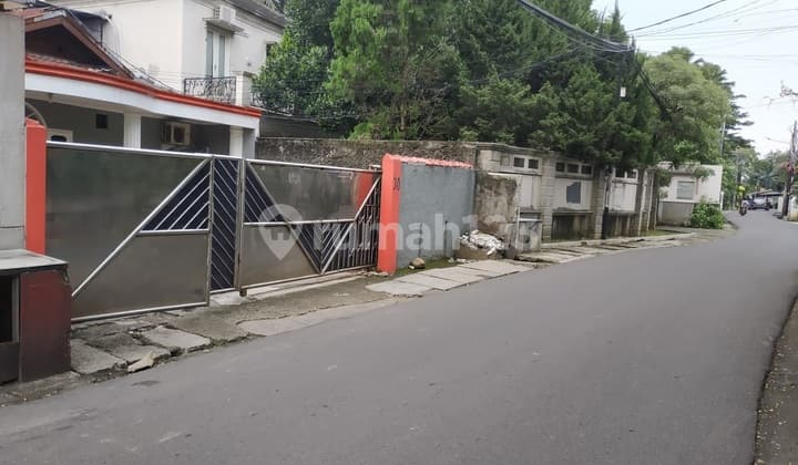 Dijual rumah cocok untuk kantor Lebak Bulus Jakarta Selatan