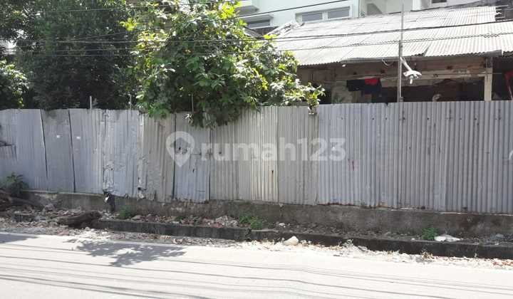 Old House Tanah Abang