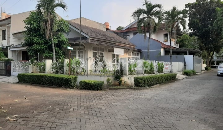 Bintaro Jaya Sector 5 - One-storey House Only 1 km to Stasiun