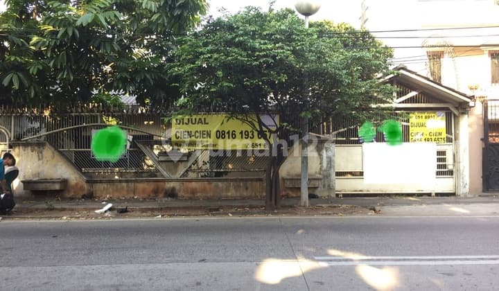 rumah tua di jalan sentani