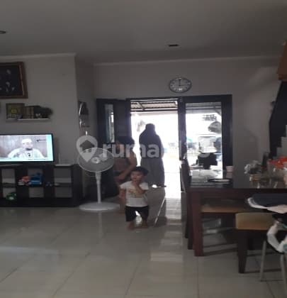 Beautiful House in Pangkalan Jati, near Antasari Toll Road, Depok, West Java