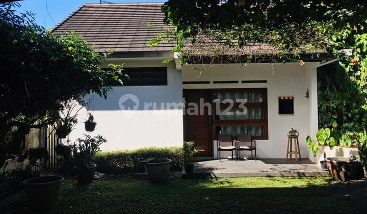 Rumah Cantik di Rancakendal,Dago Kota Bandung