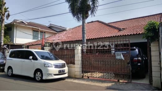house in Cilandak near Jl. Raya Fatmawati.