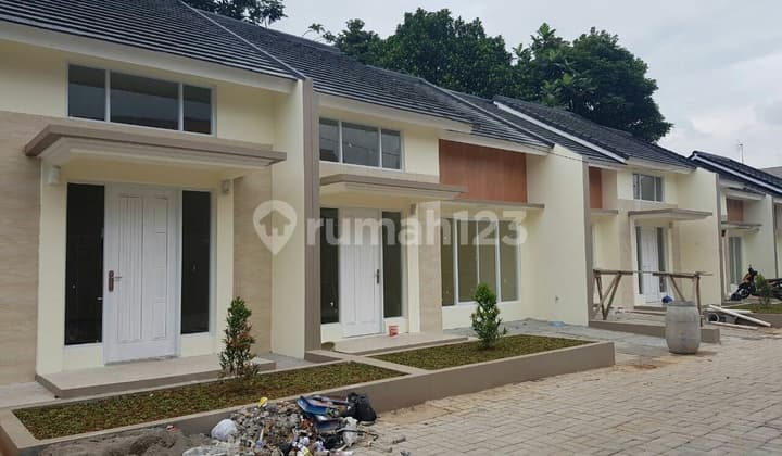 di jual rumah batu tulis bogor ready siap huni dekat stasiun, MRT, KRL, pintu toll dan halte busway