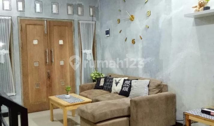 Beli Rumah Gratis Kontrakan di Jl Raya Bintara, Bekasi Barat ST-R755