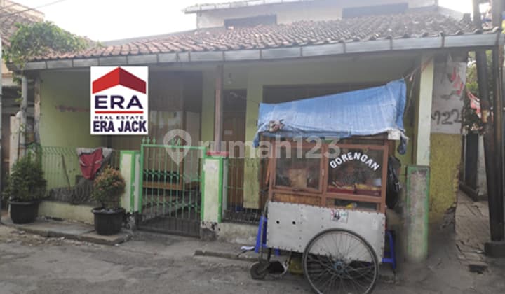 Rumah Layak Huni Ditengah Kota Bandung di Astana Anyar