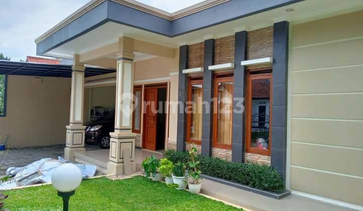 Rumah Asri Terawat Sejuk di Sariwangi Dekat Ke Gegerkalong Polban