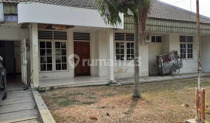 Hitung Tanah, Dekat Lap Golf Pangkalan Jati