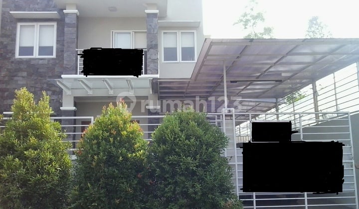 Rumah Metro Pmt 2 di lingkungan asri