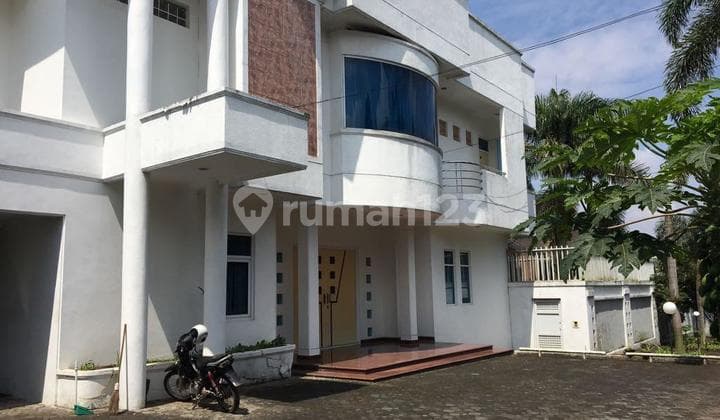 Rumah Mewah Padasaluyu Setiabudi