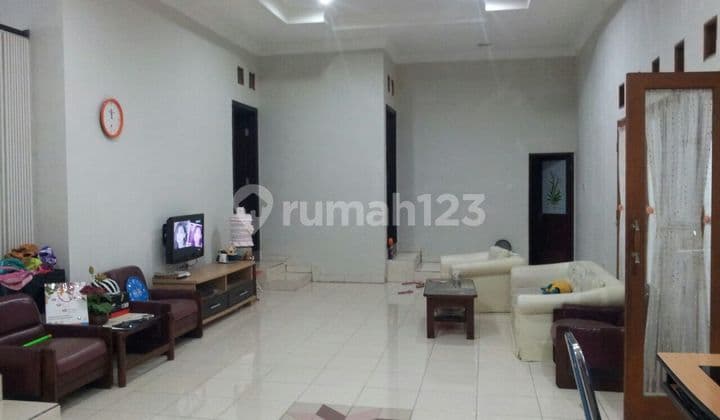 Rumah Siap Huni di Jl.Gunung Batu Pasteur Bandung, Dekat Pintu Tol pasteur, Jalan Lebar