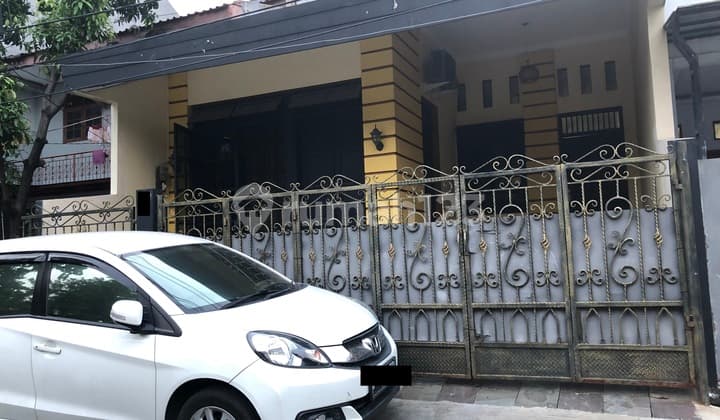 Rumah Bagus Jalan 3 Mobil di Bcs , Bisa Nego