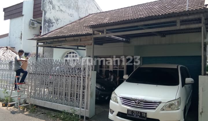 Rumah Jln. Majapahit , Tanjung Karang Pusat - Bandar Lampung