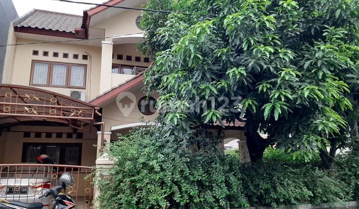 Rumah Luas Hoek Dalam Cluster Strategis Dekat Toll Kramat Jati