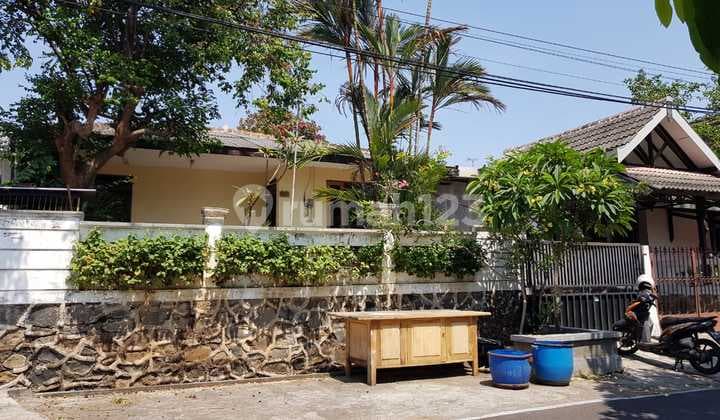 Ready-to-Occupy House on Jl. Sawunggaling Selatan, Semarang