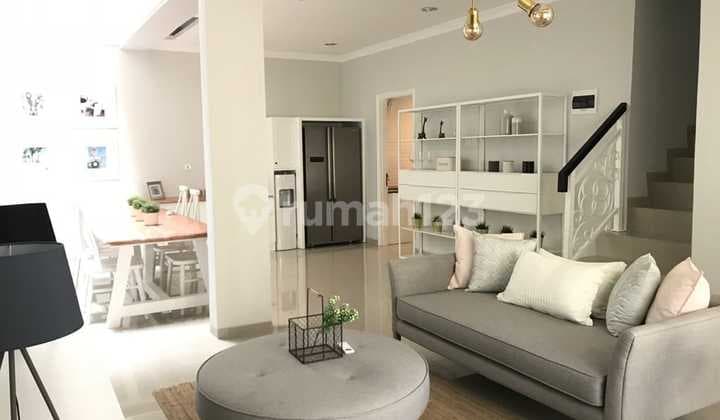 Rumah Cantik Fully Furnished di Demansion