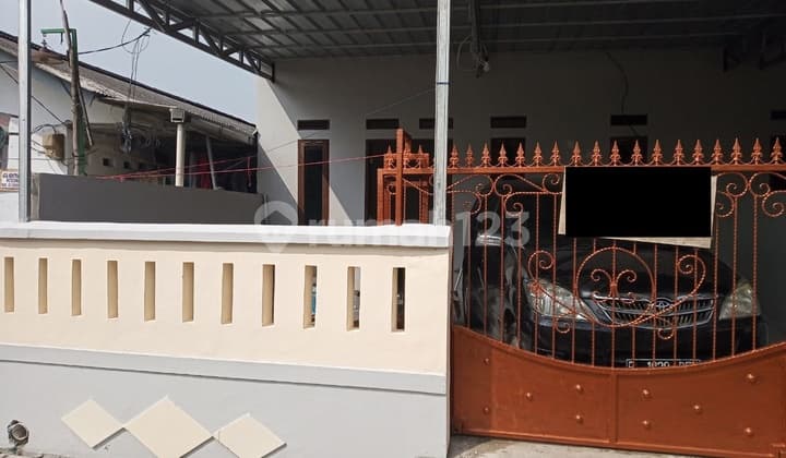 Rumah siap huni di Gang Lonceng Neglasari Tangerang