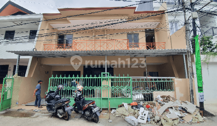 Rumah tomang kaca piring