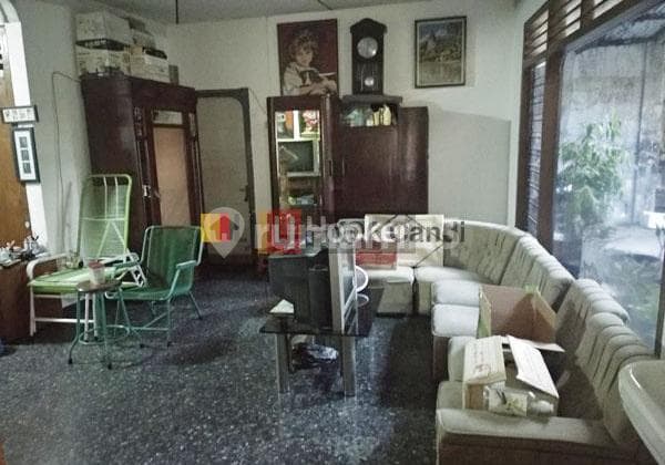 Rumah Lama di Batan Selatan Semarang