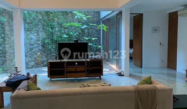 Disewakan Rumah di Tanah Teduh Jatipadang Dg Security 24 Jam,