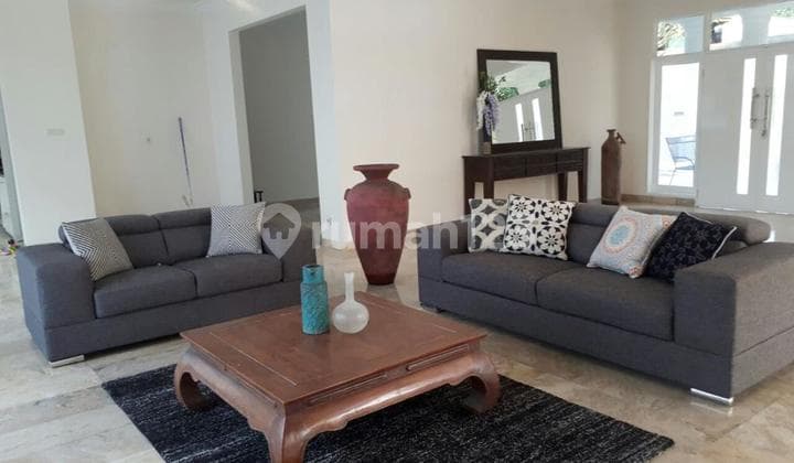 Rumah Siap Huni Lingkungan Tenang Area Kemang