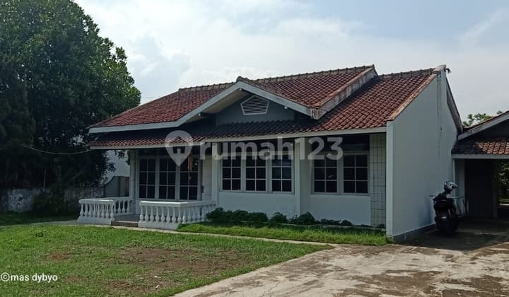 Rumah dan bangunan Di Katapang