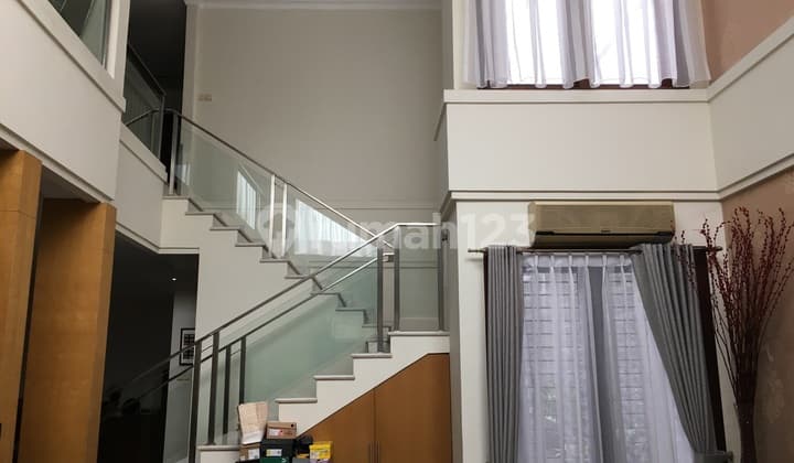 Rumah Bagus Dan Terawat Di Persatuan Guru