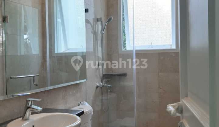 Brandnew House At Senopati