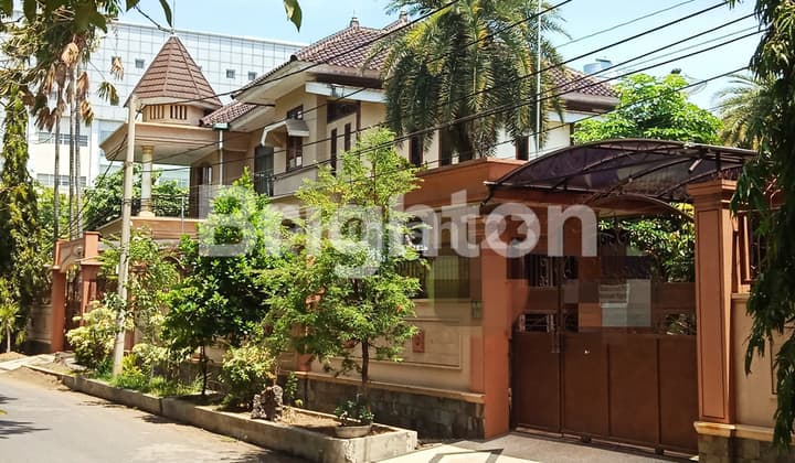 luxury house, hook, Raya Dharmahusada Regency