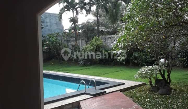 Rumah Kontrakan Shm Di Jl Pekayon Pejaten Barat Halaman Luas