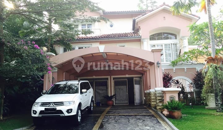 NICE HOUSE DI GOLF MEDITERAN 1 SENTUL CITY