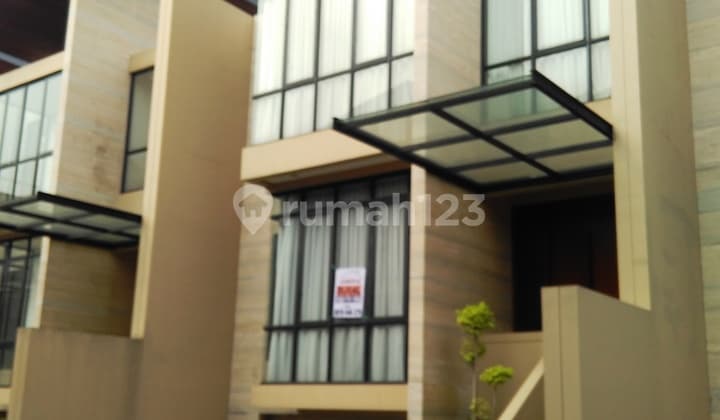 TOWNHOUSE VIRIDIA DI PONDOK LABU