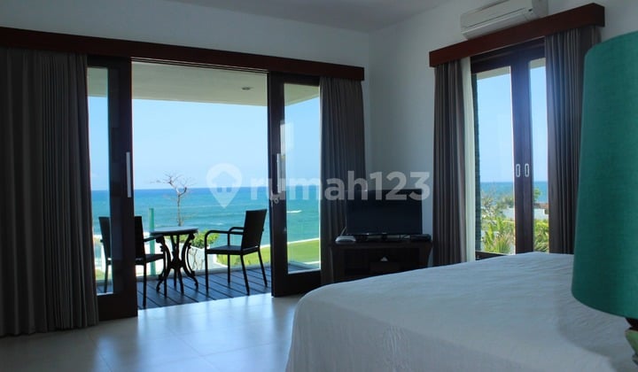 VILLA BEACHFRONT GIANYAR