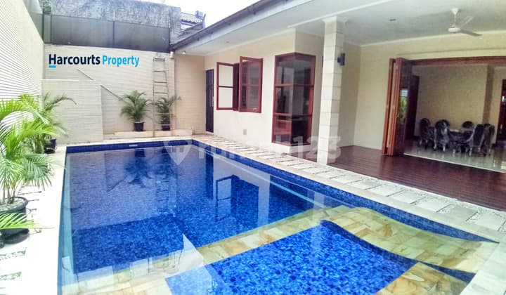 Rumah Bagus Siap Huni Area Cipete