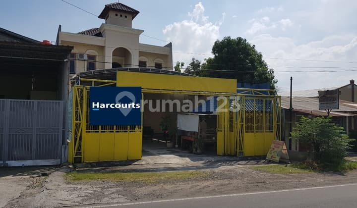 Rumah Kost Strategis Pinggir Jalan Raya Solo Tawangmangu Jaten Karanganyar Solo