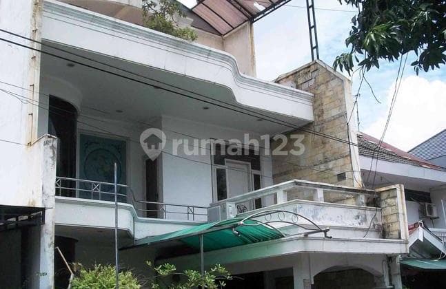 Rumah di Kutisari Indah Selatan, Bagus + Terawat, Jalan depan Paving, Siap Huni, Furnished