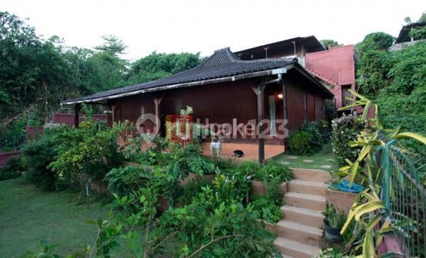 Rumah Joglo Dengan Pemandangan Indah di Br. Cemenggaon Celuk Sukawati