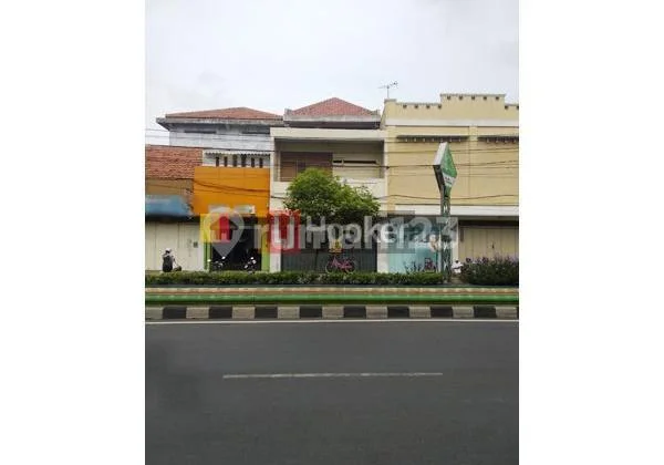 Rumah di Jl Sultan Fatah Demak