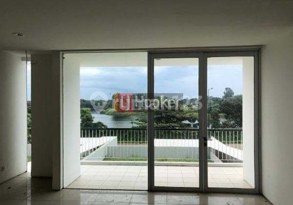 Disewakan Villa Asri Menghadap Danau Di Citralake Sawangan