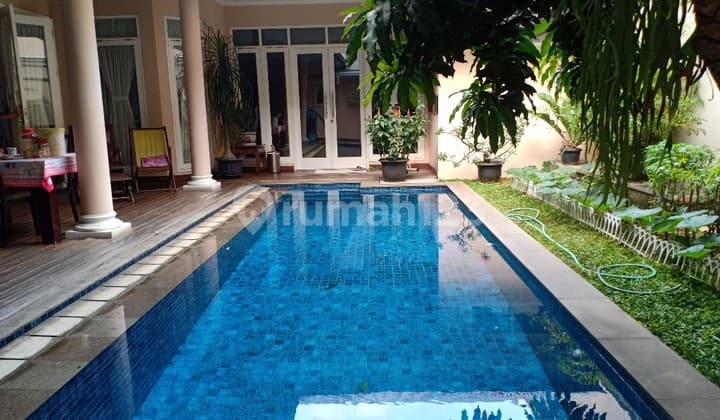 rumah mewah swiming pool di prapanca jakarta selatan